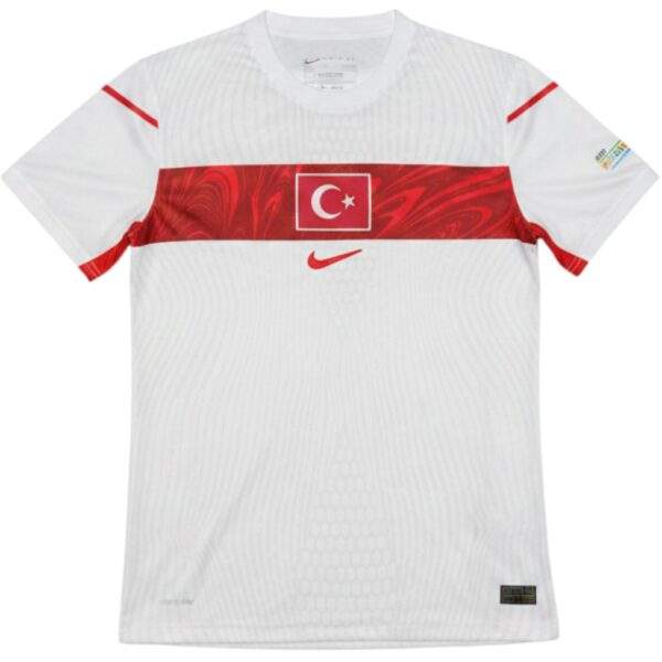 TR ÖZEL BEYAZ FORMA